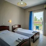 Perkes Complex (adults Only) 3*