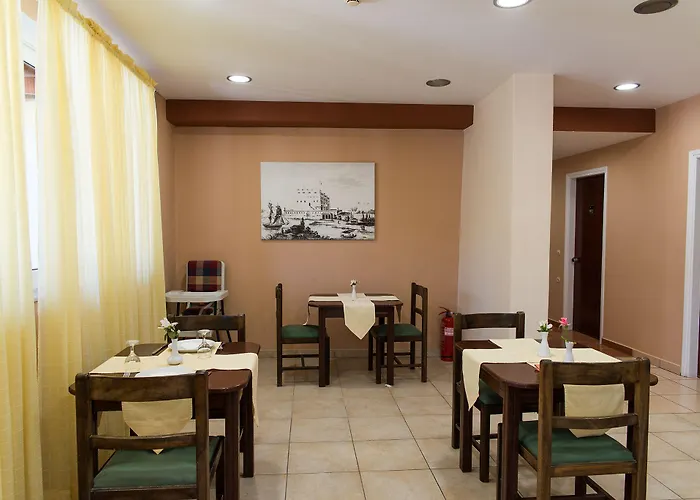 Perkes Complex (adults Only) Hotell