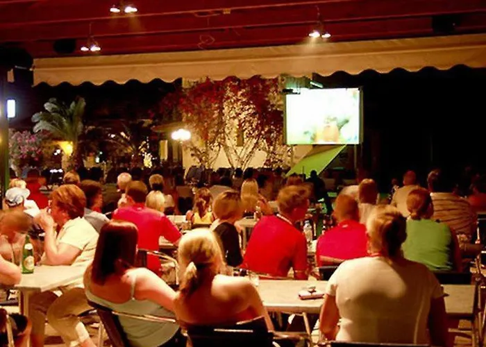 Perkes Complex (adults Only) 3*