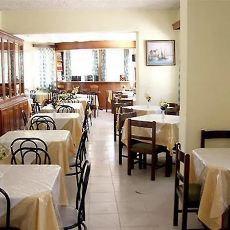 Perkes Complex (adults Only) Otel