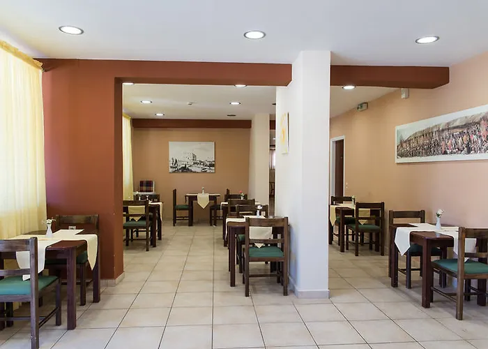 Perkes Complex (adults Only) 3*