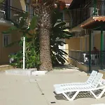 Perkes Complex (adults Only) Otel 3*