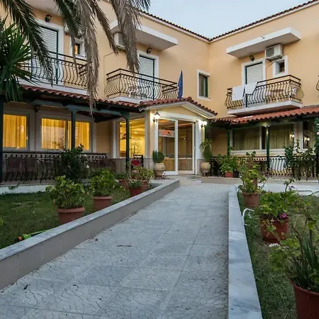 Perkes Complex (adults Only) Лаганас