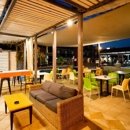 מלון Perkes Complex (adults Only) 3*