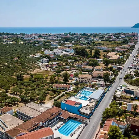 Perkes Complex (adults Only) מלון לגאנאס