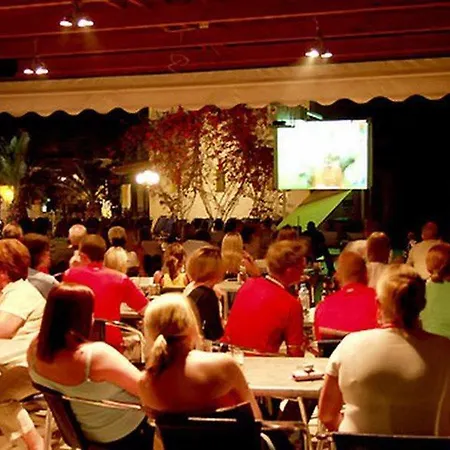 Perkes Complex (adults Only) 3*